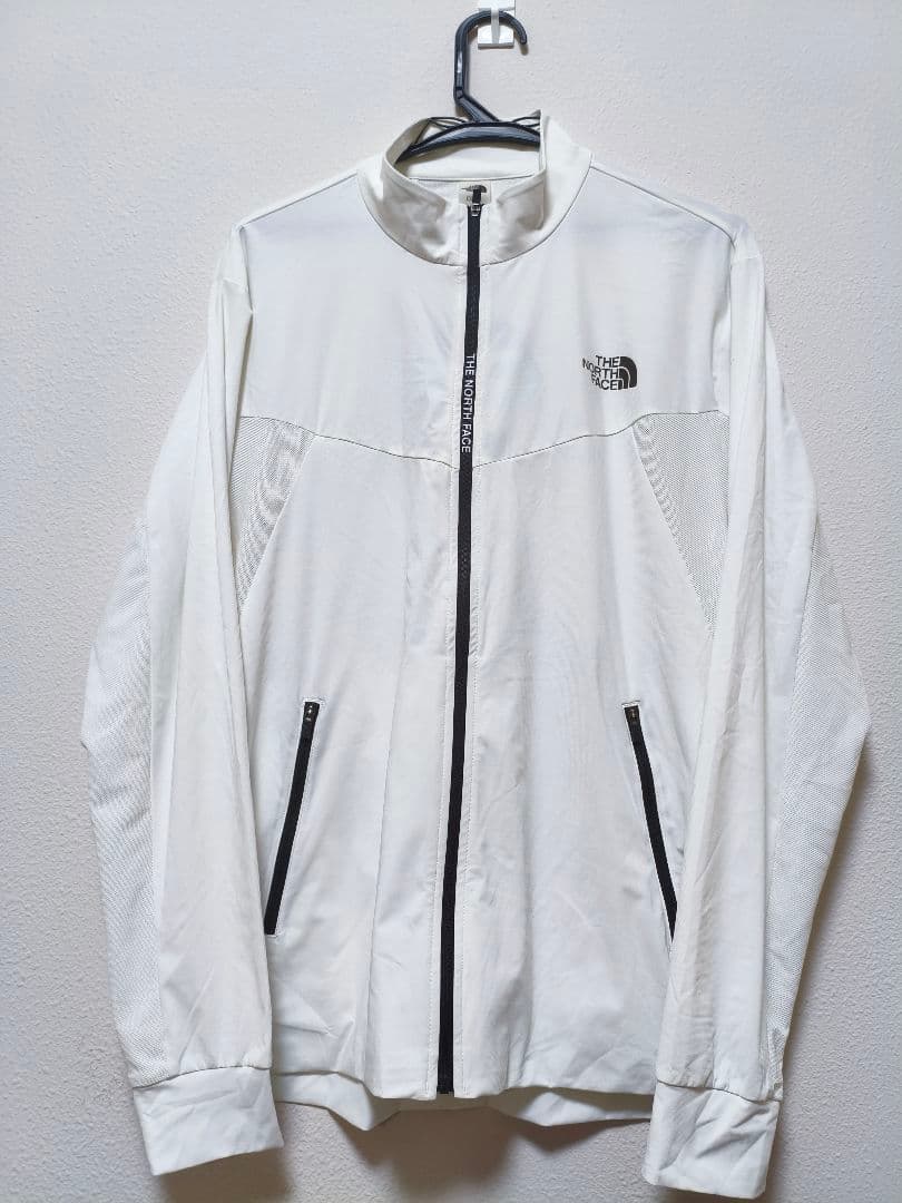 THE NORTH FACE ホワイトナイロンジャケット　Lサイズ THE NORTH FACE（ザ ノースフェイス） ナイロンジャケット メンズ