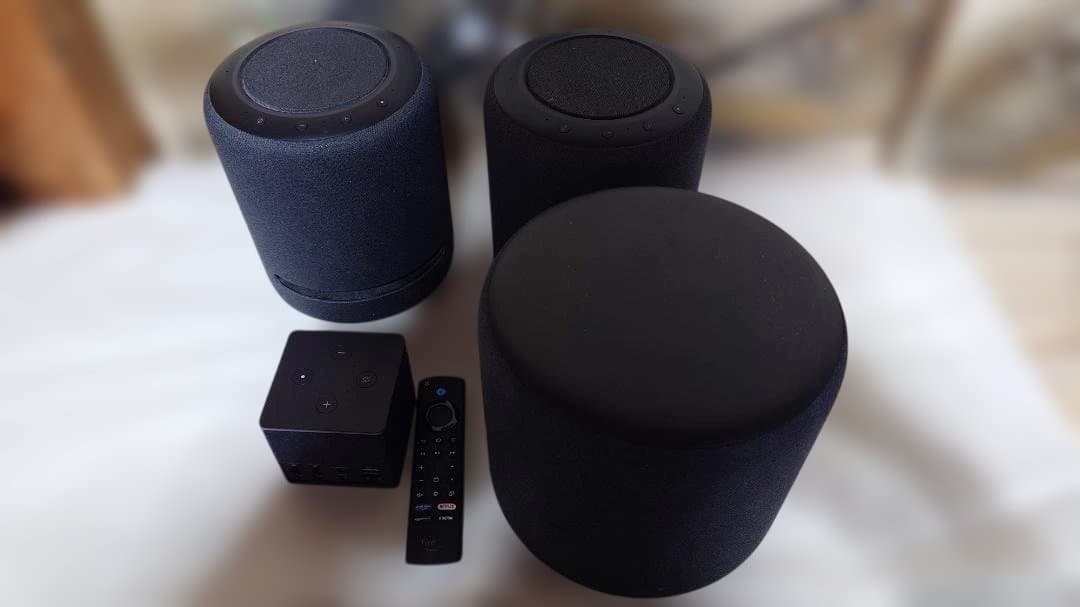 Amazon Echoシリーズ＆Fire TV Cube ホームシアターセット Fire TV Cube」+「Echo Studio」でミニマムなホームシアターシステムを