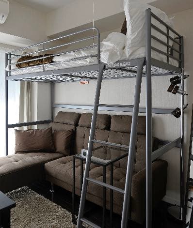 ＩＫＥＡ/イケア　ロフトベッドフレーム/ベッドベース付き90x200 cm イケア（IKEA） VITVAL ロフトベッドフレーム/デスクトップ付き/ベッド