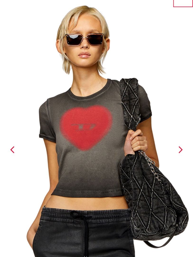 DIESEL ディーゼルT-Ele Tシャツ ハート ブラック　S T-ELE Tシャツ｜ブラック｜ウィメンズ｜DIESEL