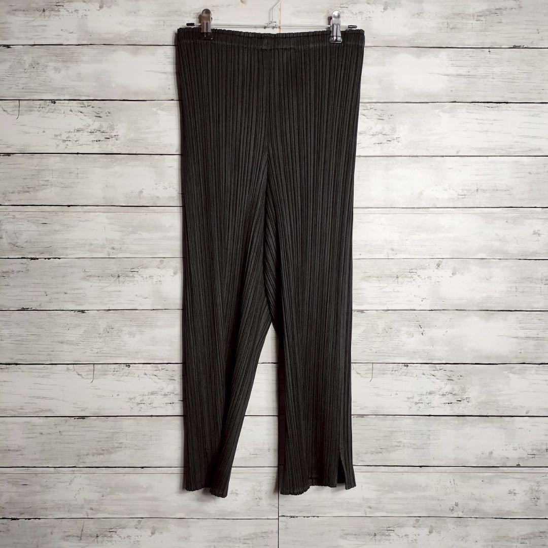 プリーツプリーズ イッセイミヤケ クロップド丈パンツ 黒 ブラック オムプリッセ イッセイ ミヤケHOMME PLISSE ISSEY MIYAKE 消しプリーツ